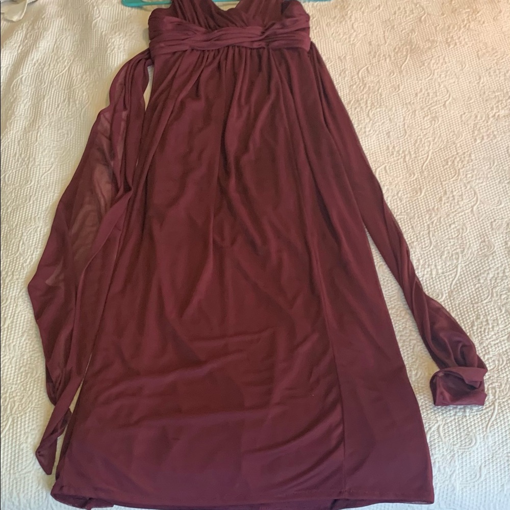 David’s bridal, kids 8, maroon, in good condition